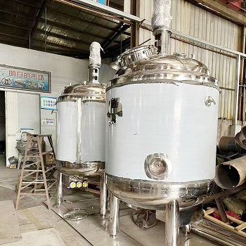 1724722277262340.jpg 反應(yīng)釜11.jpg