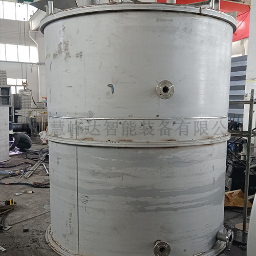 不銹鋼氨水儲(chǔ)罐.jpg 不銹鋼氨水儲(chǔ)罐.jpg